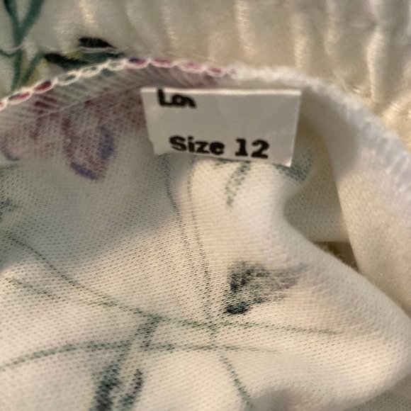 Vintage 1980's Stuart Alan Blouse & Pocketed Skirt Set. - Picture 9 of 10